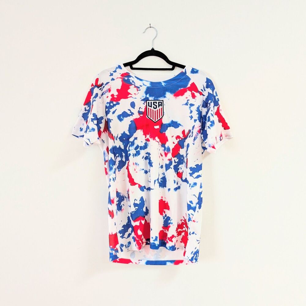 Nike USA 2022 World Cup Prematch Kit Soccer Jersey Size M
